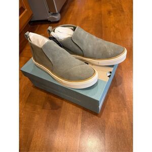 Toms Women's Gray High-Top Slip-On Sneakers